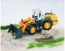 Liebherr shovel L574