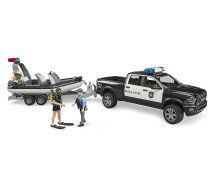 RAM 2500 politietruck met boot + trailer + 2 figuurtjes