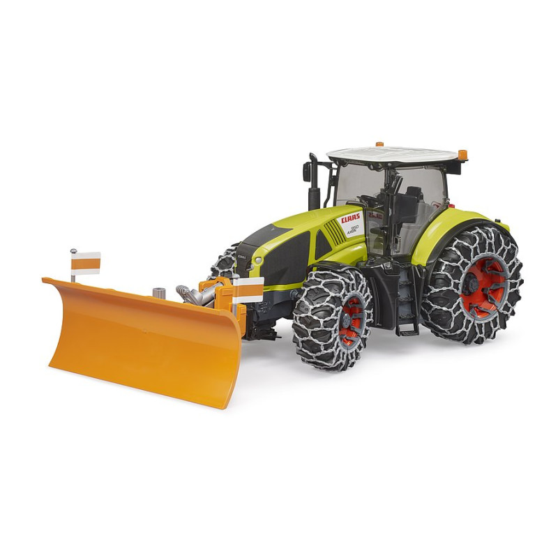 Claas Axion 950 met sneeuwkettingen en ploegblad Claas Axion 950 met sneeuwkettingen en ploegblad