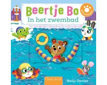 Beertje Bo. In het zwembad