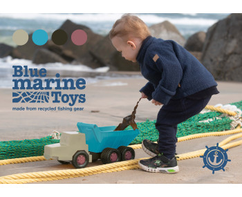 Blue Marine Toys - Truck  (46cm)
