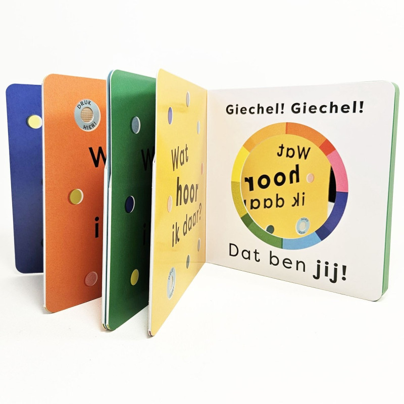 Wat hoor ik daar? – Boe! (geluidenboekje)
Wat hoor ik daar? – Boe! (geluidenboekje)