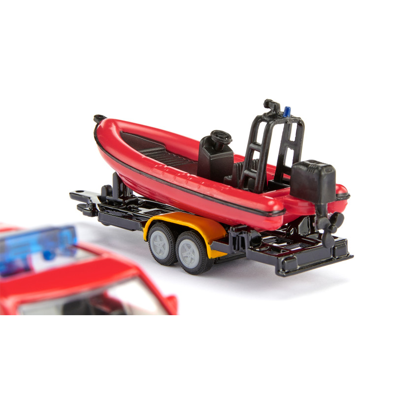 Brandweerwagen Land Rover Defender met reddingsboot
Brandweerwagen Land Rover Defender met reddingsboot