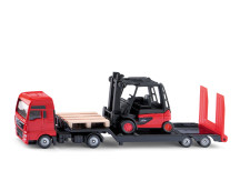MAN Truck met Linde vorklift
