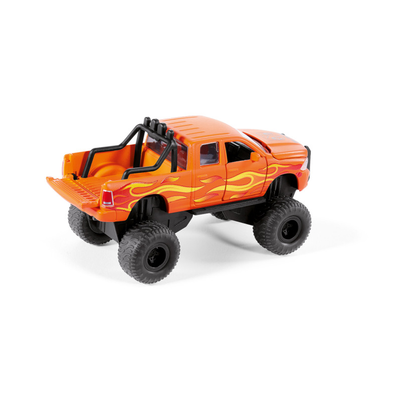 RAM 1500 met ballon banden (1:50) RAM 1500 met ballon banden (1:50)