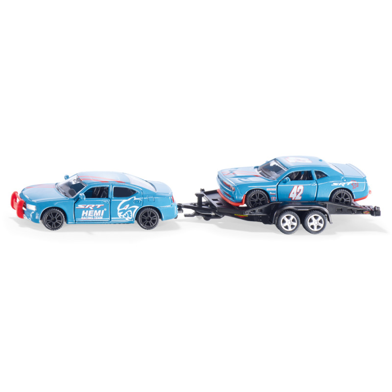 Dodge Charger met Dodge Challenger SRT Racing (1:55) Dodge Charger met Dodge Challenger SRT Racing (1:55)
