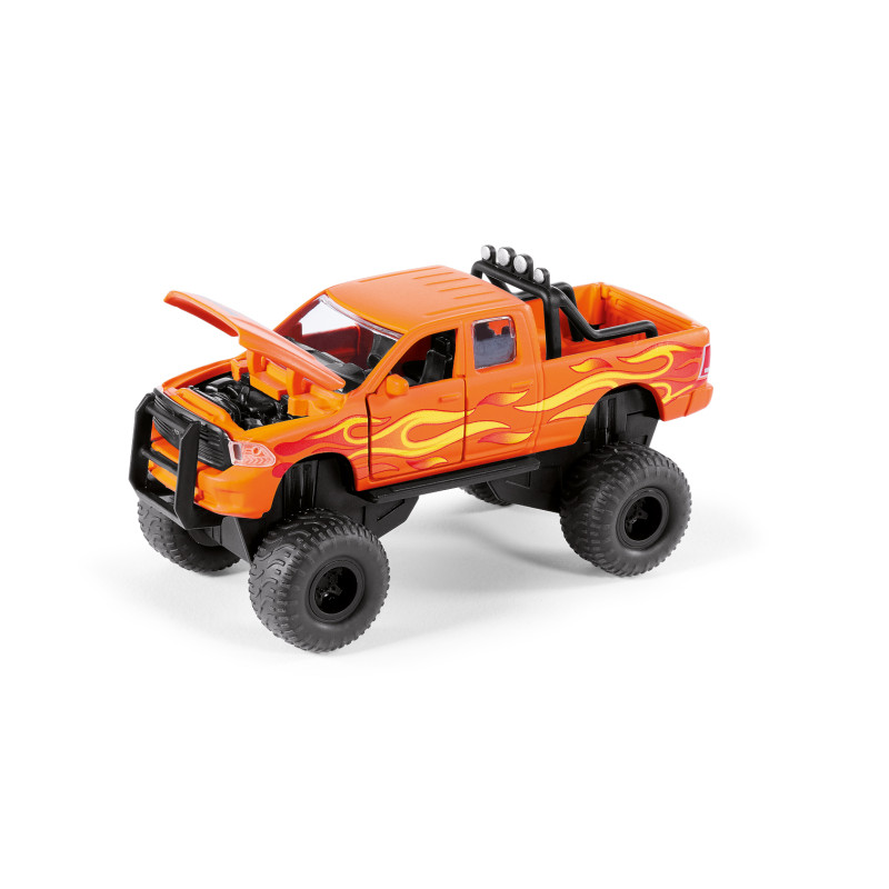 RAM 1500 met ballon banden (1:50) RAM 1500 met ballon banden (1:50)