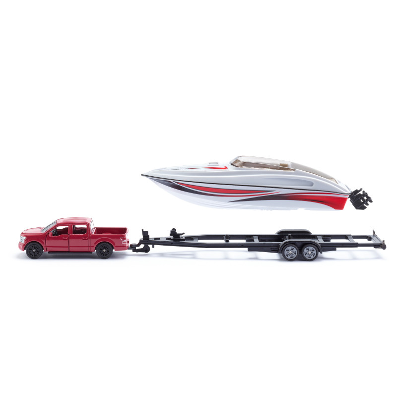 Ford F150 met motorboot op trailer