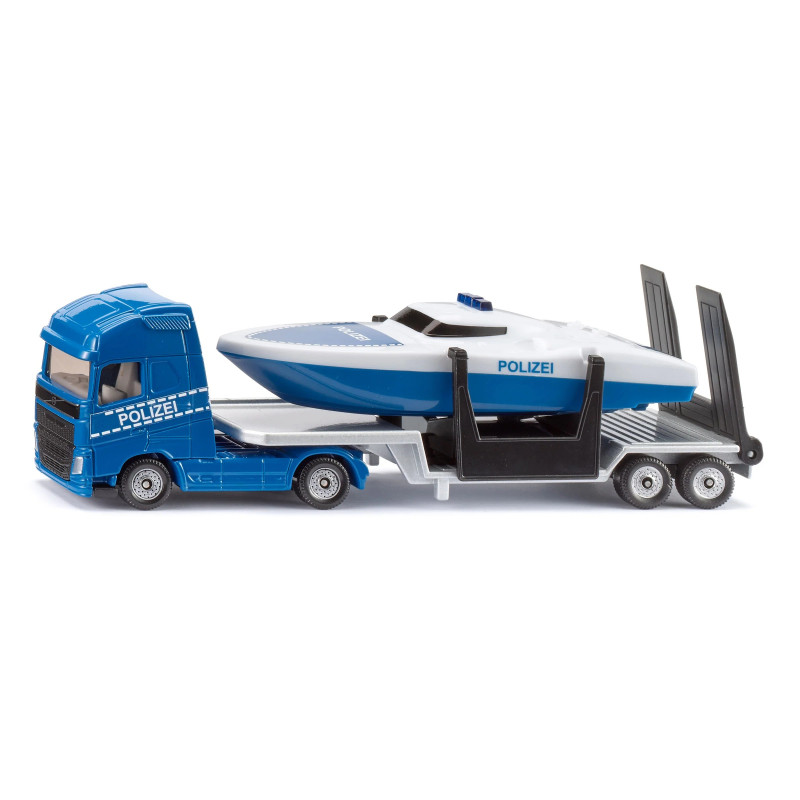 Volvo Truck met Boot Volvo Truck met Boot