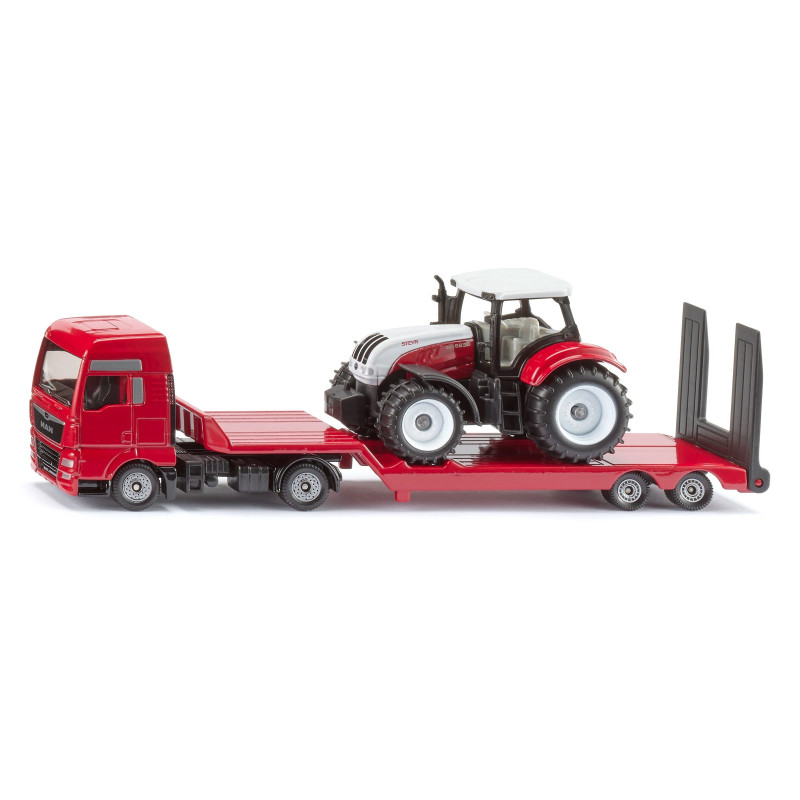 MAN Truck met Steyr Tractor MAN Truck met Steyr Tractor