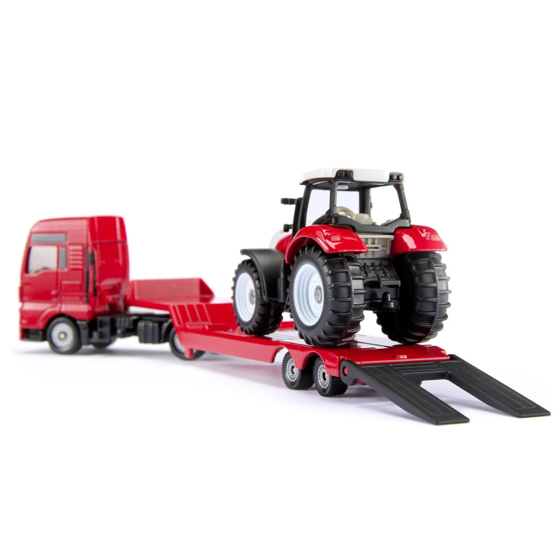 MAN Truck met Steyr Tractor MAN Truck met Steyr Tractor