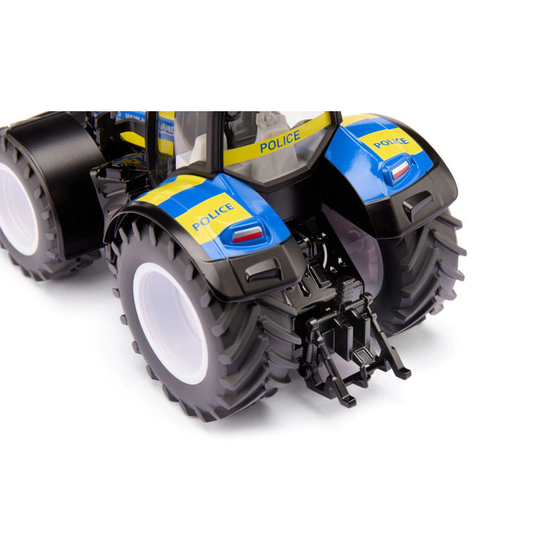 New Holland Police Tractor (1:32)
New Holland Police Tractor (1:32)