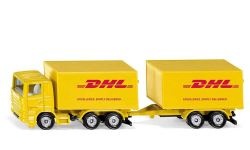 Vrachtwagen met DHL-aanhanger