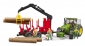 john-deere-met-bosbouwtrailer-en-boomstammen-BF3054-1.jpg