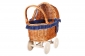Poppenwagen riet blauw met witte stippen KG